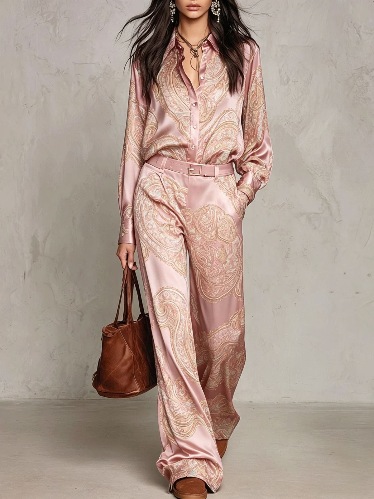 Carlotta – Conjunto de camisa y pantalones con estampado de paisley